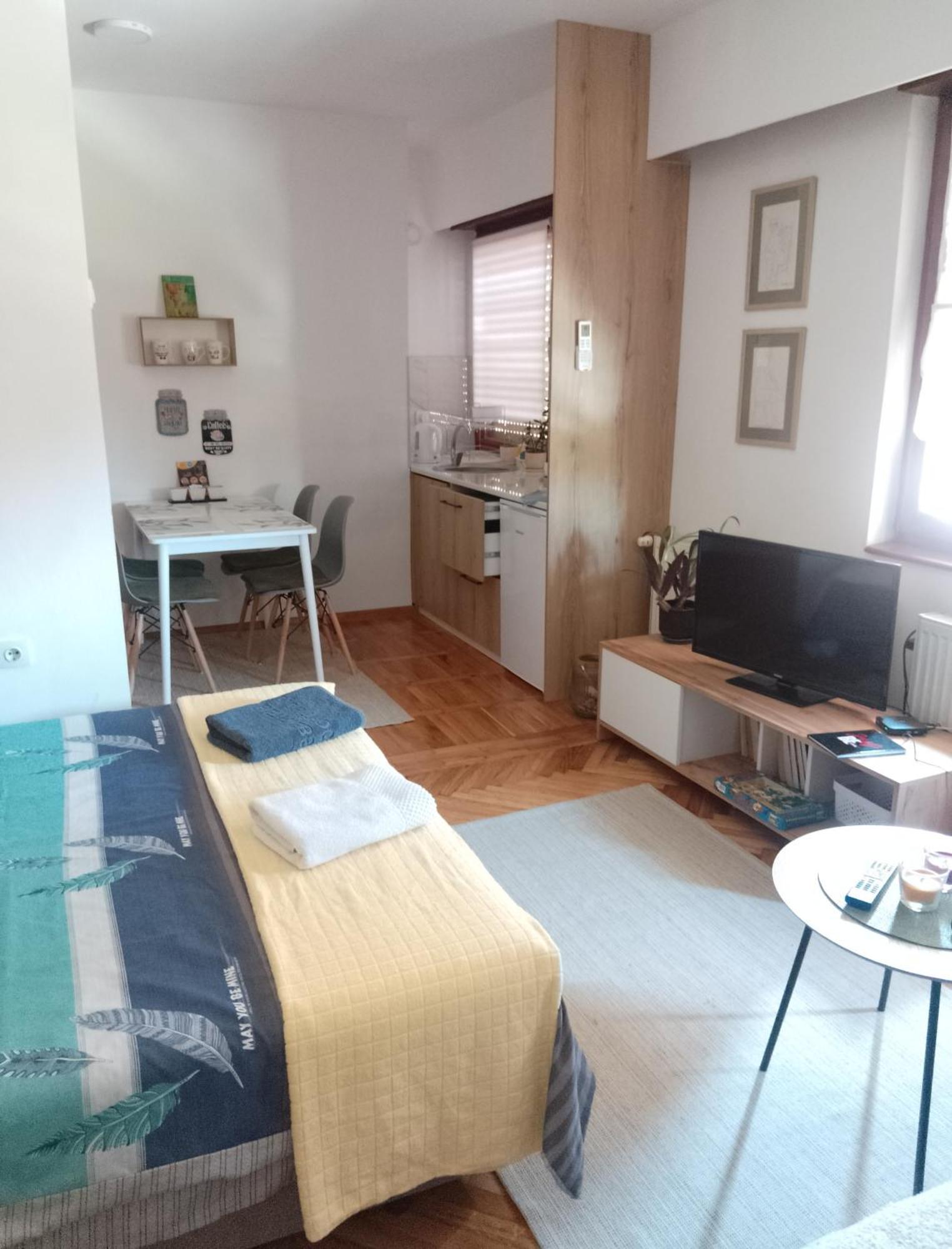 Fina Apartman Лесковац Екстериор снимка
